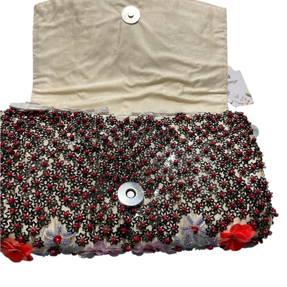 🔥Made In India Handcrafted Multicolor
Sequins & Beaded Shoulder Clutch Bag - Picture 2 of 3